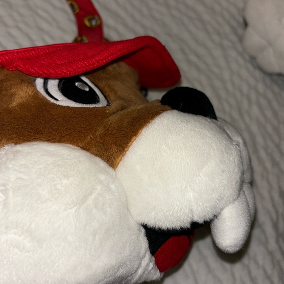 Buc-ee’s | Cutest Ever! Plush Beaver (face) Gift & Goodie Basket (see video!) - Picture 11 of 13